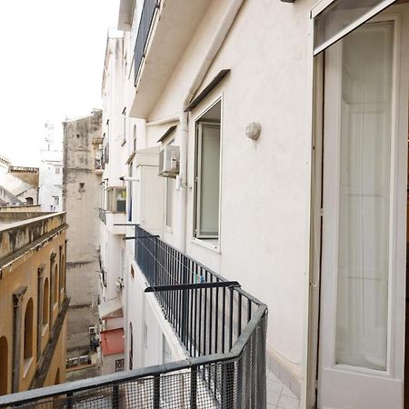 Duomo 77 - In The Heart Of The Historical Center By Elite Villas Nápoles Exterior foto