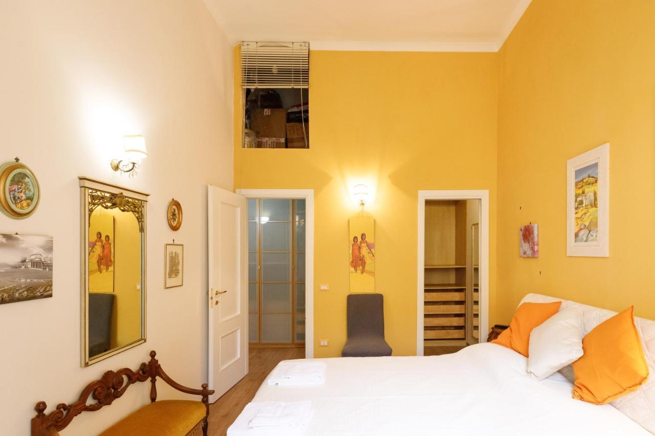 Duomo 77 - In The Heart Of The Historical Center By Elite Villas Nápoles Exterior foto