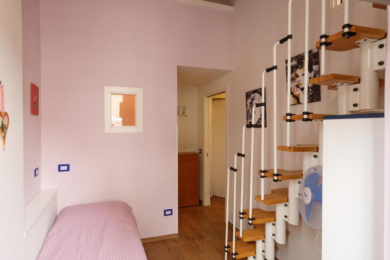 Duomo 77 - In The Heart Of The Historical Center By Elite Villas Nápoles Exterior foto